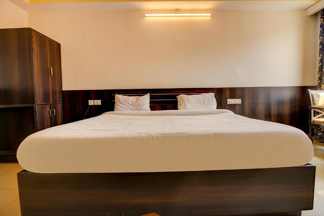 Fabhotel Ps Grand Lucknow Buitenkant foto