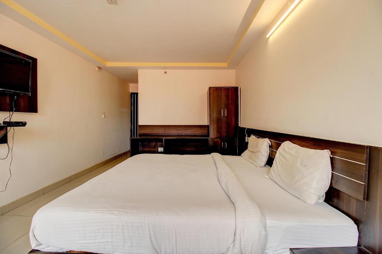 Fabhotel Ps Grand Lucknow Buitenkant foto