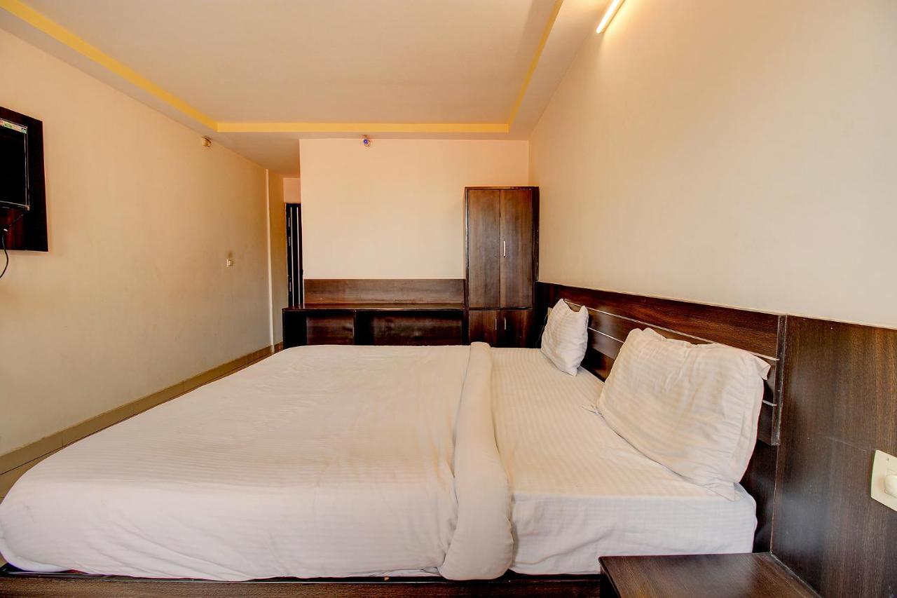Fabhotel Ps Grand Lucknow Buitenkant foto
